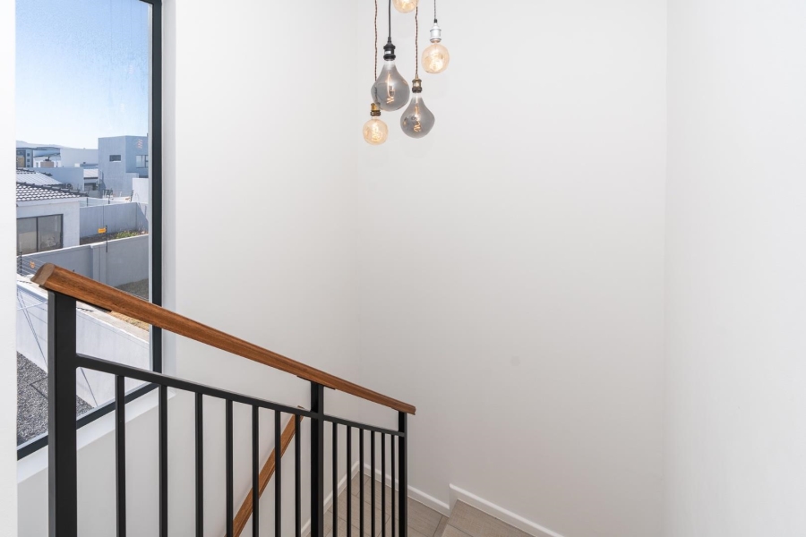 4 Bedroom Property for Sale in Sandown Western Cape